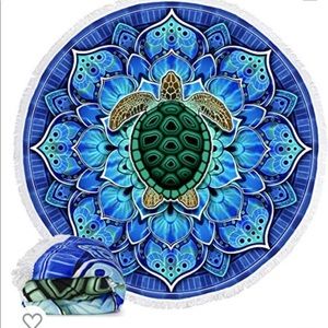 Large round microfiber beach towels